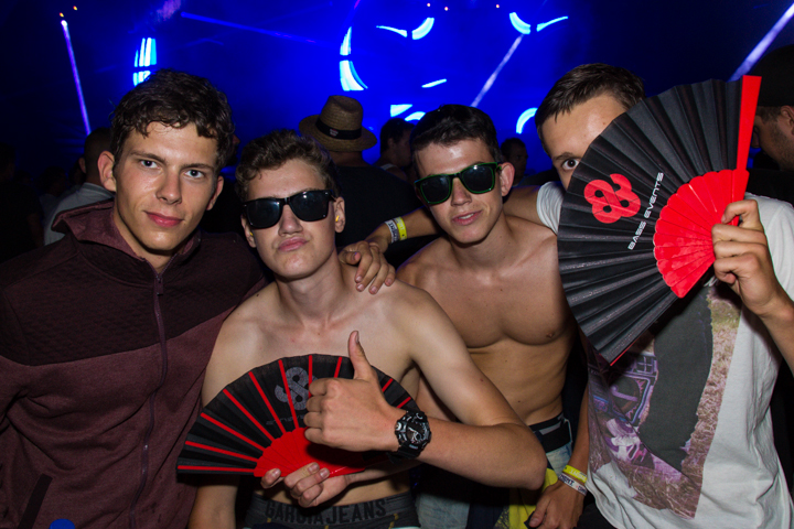 The Qontinent 2015 - Deel II @ Puyenbroeck Wachtebeke, picture 138, photographed by Tom Van Tongerloo - FrontView Magazine