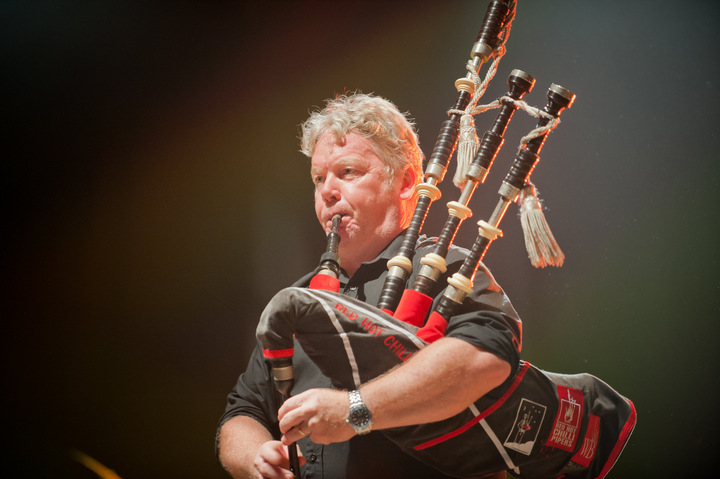 The Red Hot Chilli Pipers @ dranouter2015, picture 20, photographed by Devid Camerlynck - FrontView Magazine