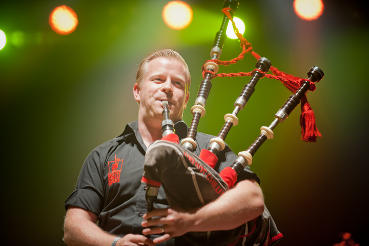 The Red Hot Chilli Pipers @ dranouter2015, picture 23, photographed by Devid Camerlynck - FrontView Magazine