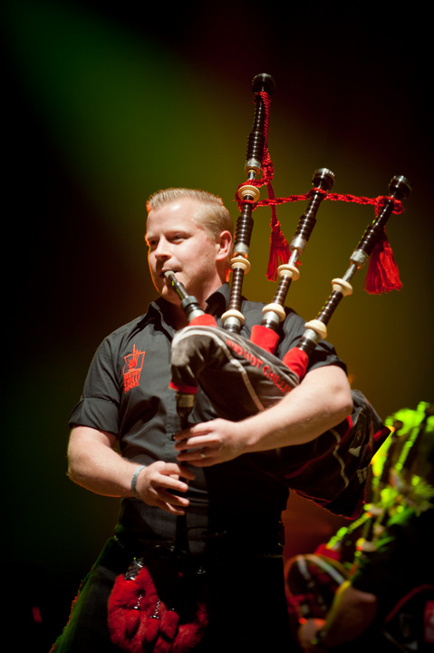 The Red Hot Chilli Pipers @ dranouter2015, picture 26, photographed by Devid Camerlynck - FrontView Magazine