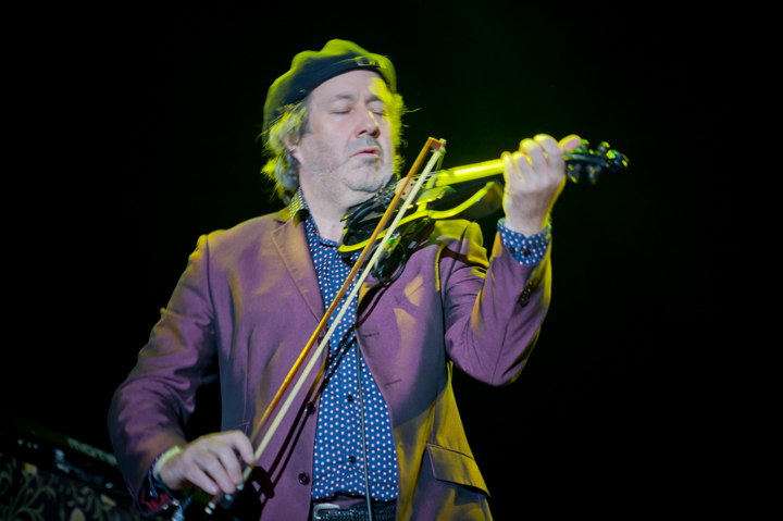 the waterboys @ Dranouter 2015, foto 30, foto's door Devid Camerlynck - FrontView Magazine