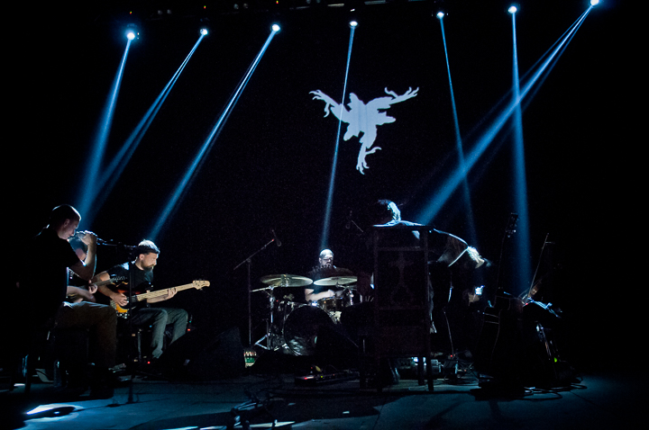 AmenRa @ dranouter 2015, picture 16, photographed by Devid Camerlynck - FrontView Magazine