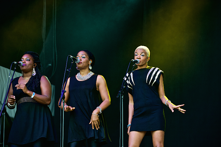 Billy Ocean @ Nostalgie Beach Festival, picture 8, photographed by James Van Roosbroeck - FrontView Magazine