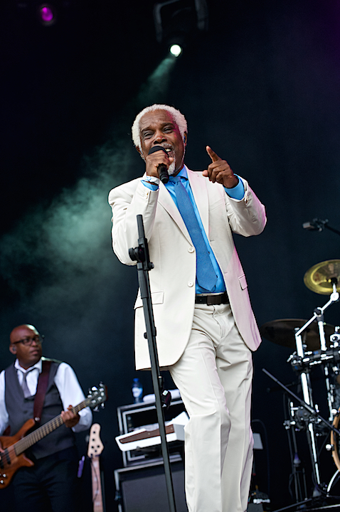 Billy Ocean @ Nostalgie Beach Festival, picture 18, photographed by James Van Roosbroeck - FrontView Magazine