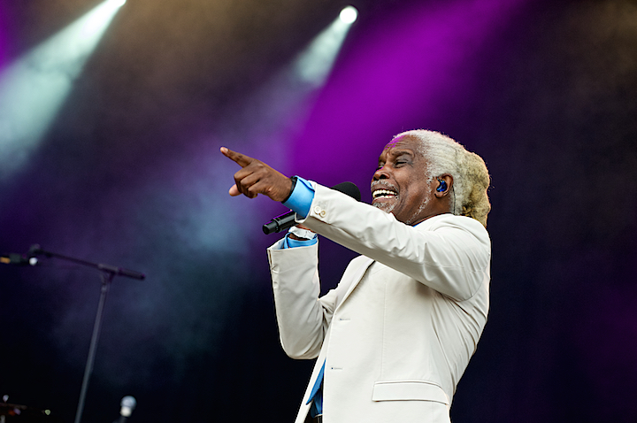 Billy Ocean @ Nostalgie Beach Festival, picture 23, photographed by James Van Roosbroeck - FrontView Magazine