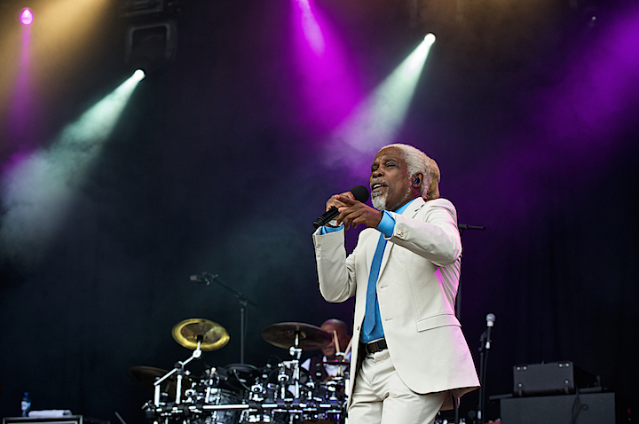 Billy Ocean @ Nostalgie Beach Festival, picture 25, photographed by James Van Roosbroeck - FrontView Magazine