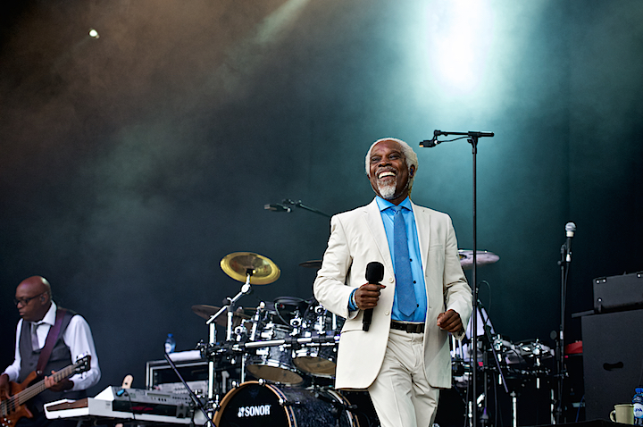 Billy Ocean @ Nostalgie Beach Festival, picture 26, photographed by James Van Roosbroeck - FrontView Magazine