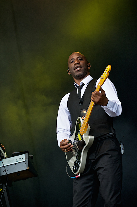Billy Ocean @ Nostalgie Beach Festival, picture 32, photographed by James Van Roosbroeck - FrontView Magazine