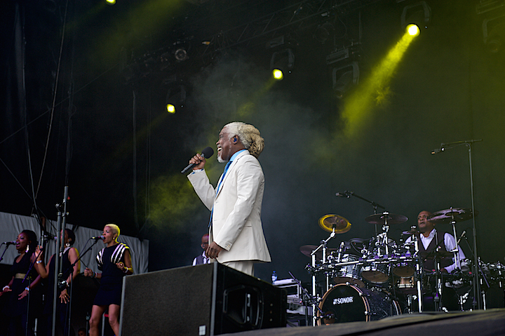 Billy Ocean @ Nostalgie Beach Festival, picture 36, photographed by James Van Roosbroeck - FrontView Magazine