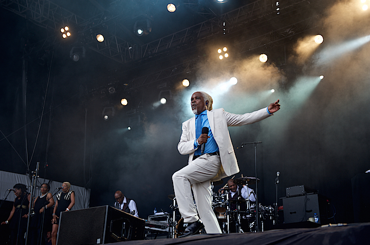 Billy Ocean @ Nostalgie Beach Festival, picture 39, photographed by James Van Roosbroeck - FrontView Magazine