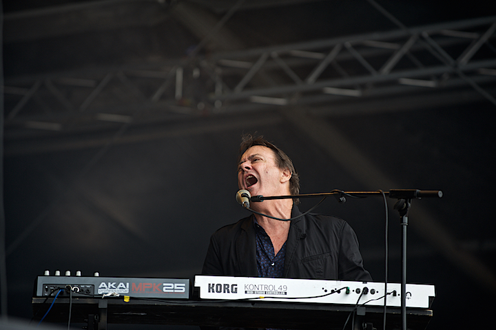 Cock Robin @ Nostalgie Beach Festival, foto 11, foto's door James Van Roosbroeck - FrontView Magazine