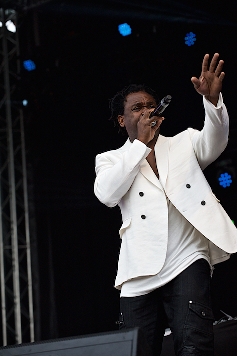 Dr Alban @ Nostalgie Beach Festival, picture 9, photographed by James Van Roosbroeck - FrontView Magazine