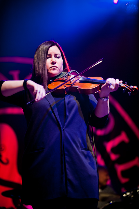 Flogging Molly @ dranouter 2015, picture 7, photographed by Devid Camerlynck - FrontView Magazine