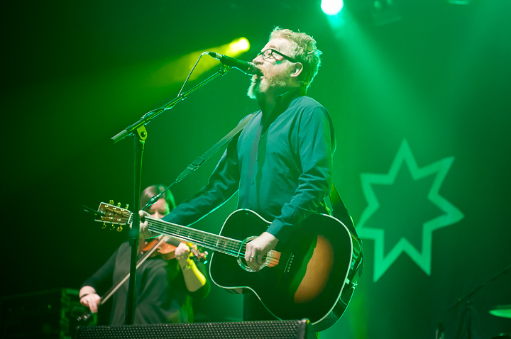 Flogging Molly @ dranouter 2015, picture 9, photographed by Devid Camerlynck - FrontView Magazine