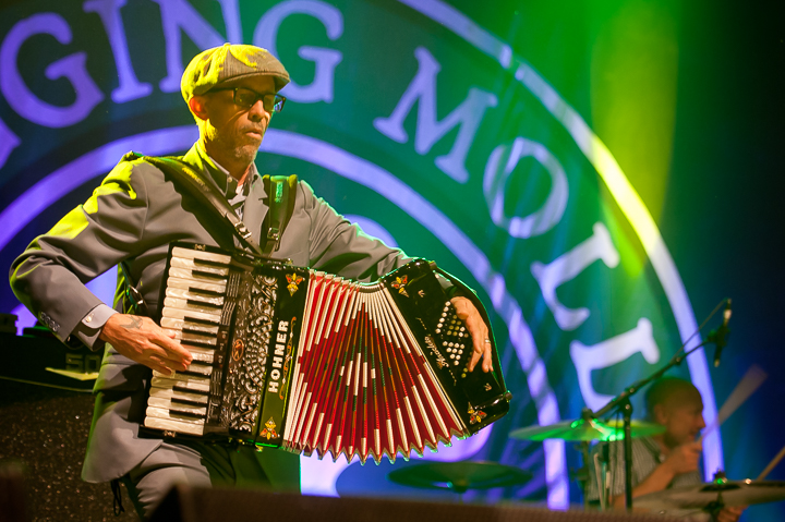Flogging Molly @ dranouter 2015, picture 18, photographed by Devid Camerlynck - FrontView Magazine