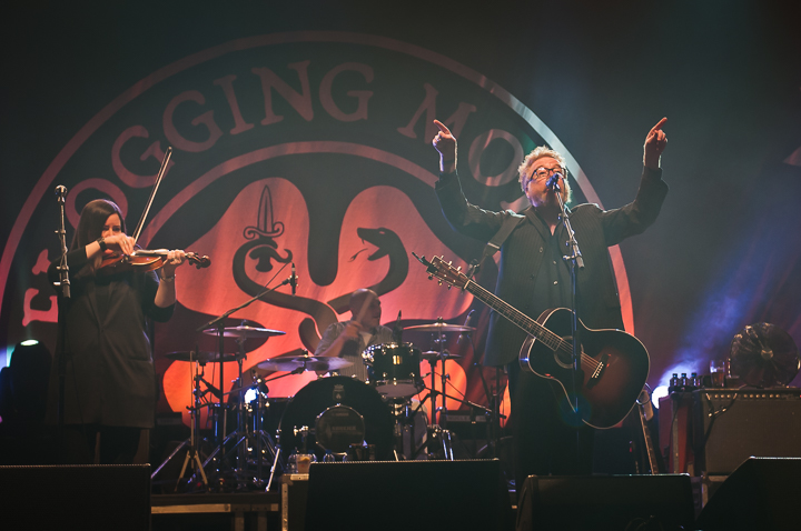 Flogging Molly @ dranouter 2015, picture 27, photographed by Devid Camerlynck - FrontView Magazine