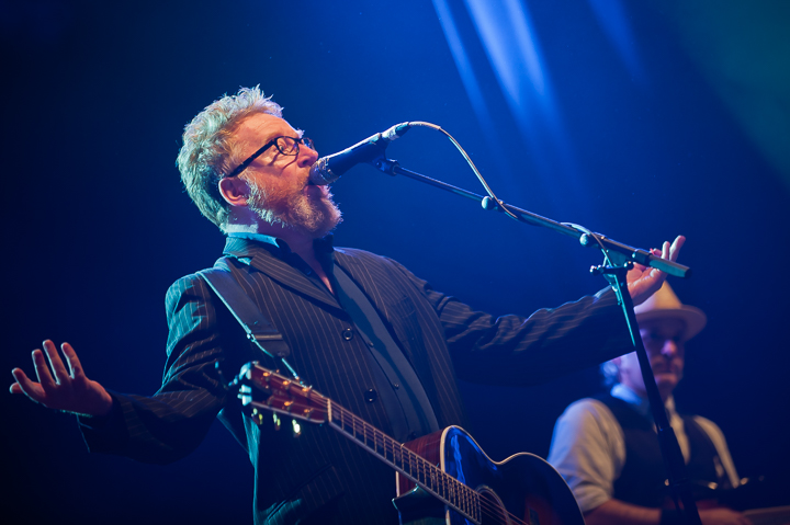 Flogging Molly @ dranouter 2015, picture 34, photographed by Devid Camerlynck - FrontView Magazine