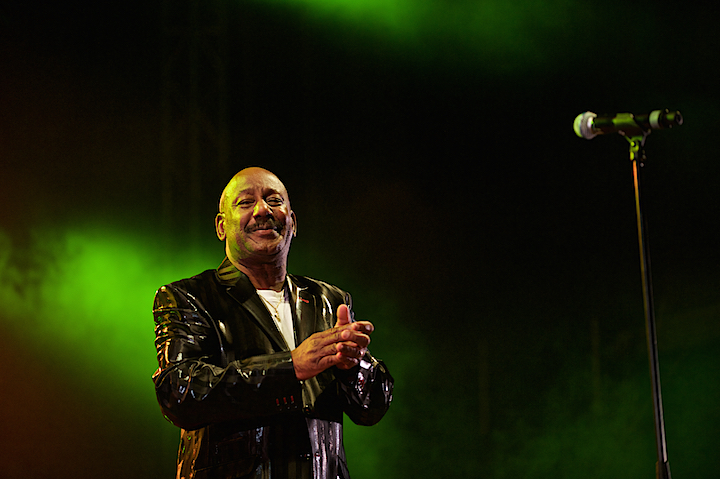 Hot Chocolate @ Nostalgie Beach Festival, picture 16, photographed by James Van Roosbroeck - FrontView Magazine