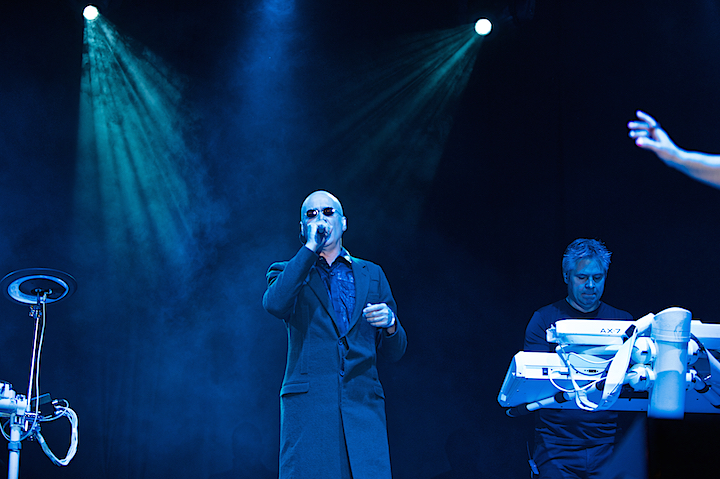 Human League @ Nostalgie Beach Festival, picture 12, photographed by James Van Roosbroeck - FrontView Magazine