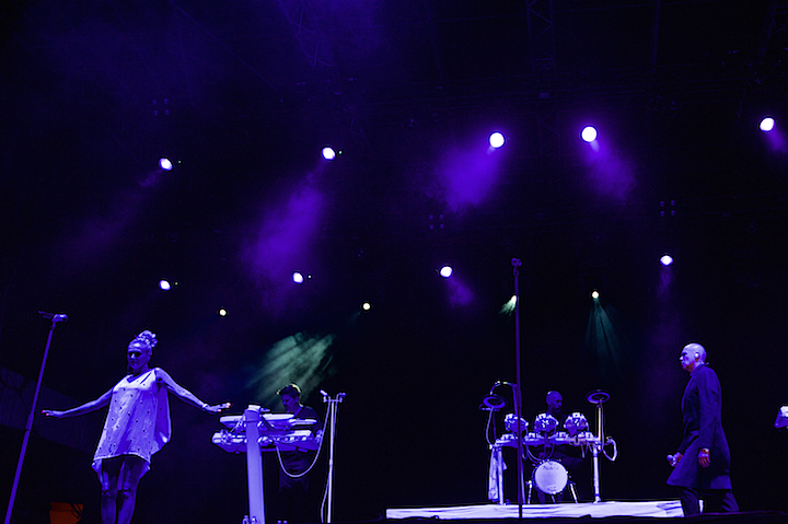 Human League @ Nostalgie Beach Festival, picture 22, photographed by James Van Roosbroeck - FrontView Magazine