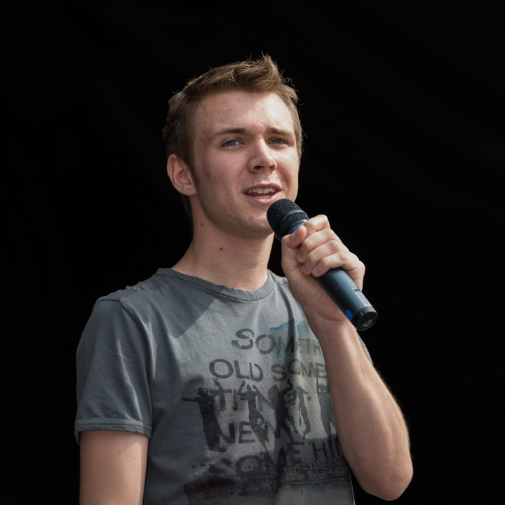 Maarten Cox & Sfeer @ Limburg Zingt 2015 te Houthalen-Helchteren, picture 1, photographed by Guy Danneels - FrontView Magazine