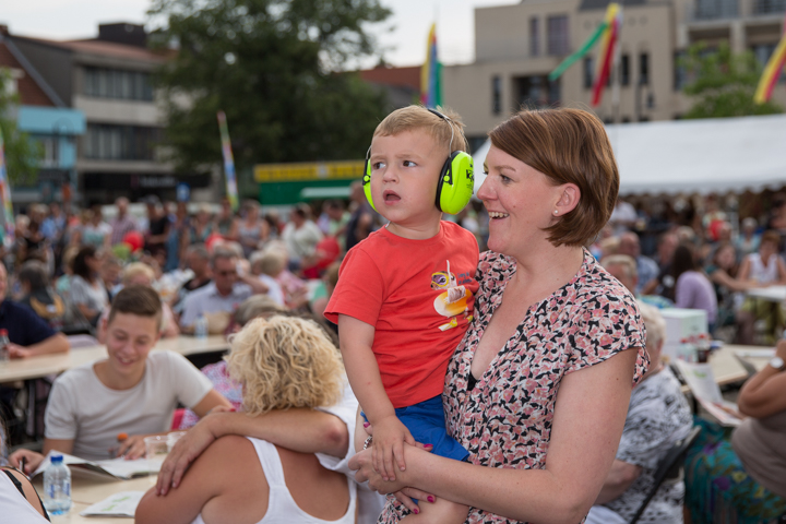 Maarten Cox & Sfeer @ Limburg Zingt 2015 te Houthalen-Helchteren, picture 61, photographed by Guy Danneels - FrontView Magazine