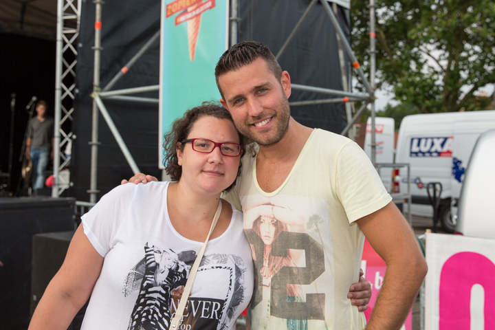 Maarten Cox & Sfeer @ Limburg Zingt 2015 te Houthalen-Helchteren, picture 70, photographed by Guy Danneels - FrontView Magazine