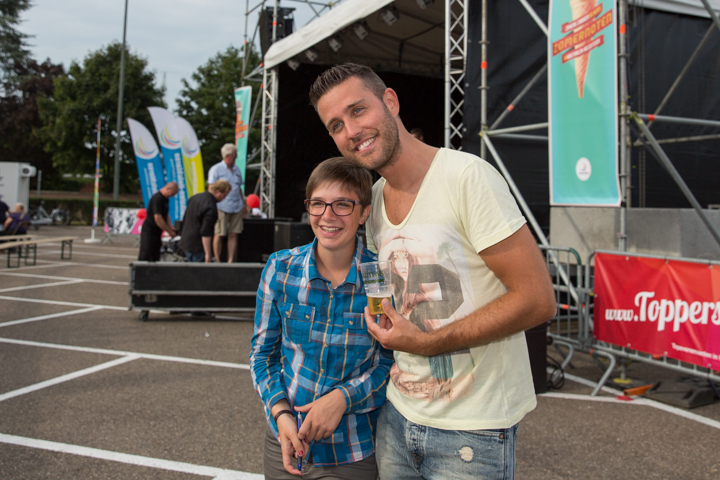 Maarten Cox & Sfeer @ Limburg Zingt 2015 te Houthalen-Helchteren, picture 77, photographed by Guy Danneels - FrontView Magazine