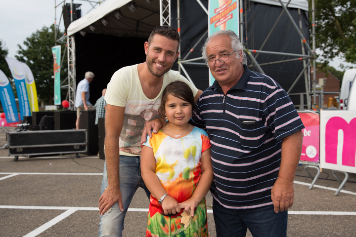 Maarten Cox & Sfeer @ Limburg Zingt 2015 te Houthalen-Helchteren, picture 79, photographed by Guy Danneels - FrontView Magazine