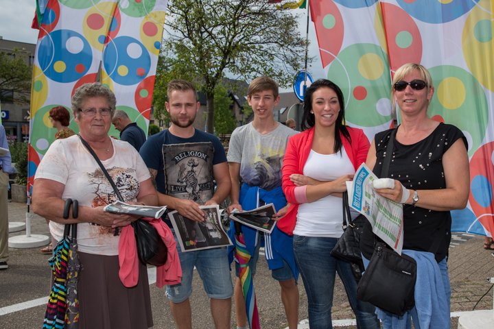 Publieksfoto's & Sfeer @ Limburg Zingt 2015 te Houthalen-Helchteren, picture 15, photographed by Guy Danneels - FrontView Magazine
