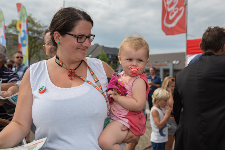 Publieksfoto's & Sfeer @ Limburg Zingt 2015 te Houthalen-Helchteren, picture 19, photographed by Guy Danneels - FrontView Magazine