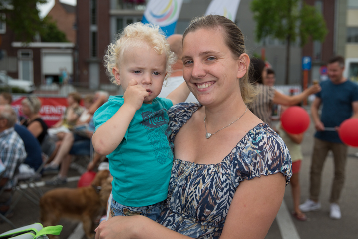 Publieksfoto's & Sfeer @ Limburg Zingt 2015 te Houthalen-Helchteren, picture 54, photographed by Guy Danneels - FrontView Magazine