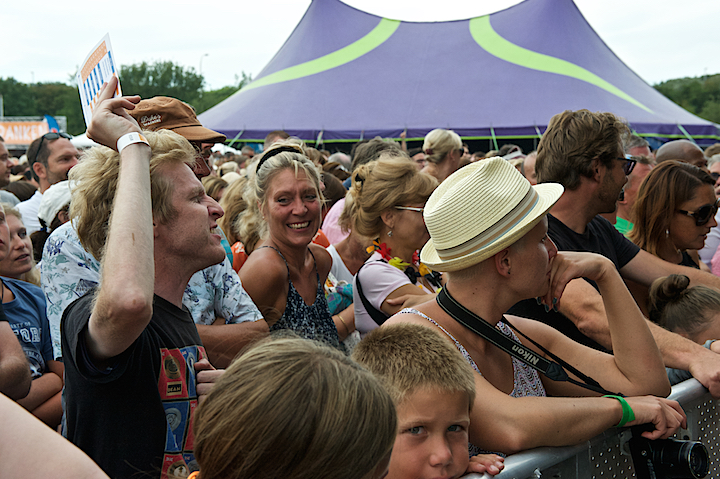 Sfeerbeelden @ Nostalgie Beach Festival, foto 4, foto's door James Van Roosbroeck - FrontView Magazine