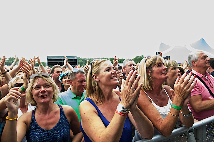 Sfeerbeelden @ Nostalgie Beach Festival, foto 9, foto's door James Van Roosbroeck - FrontView Magazine