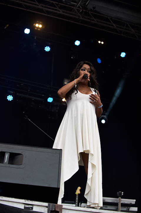 Snap @ Nostalgie Beach Festival, picture 12, photographed by James Van Roosbroeck - FrontView Magazine