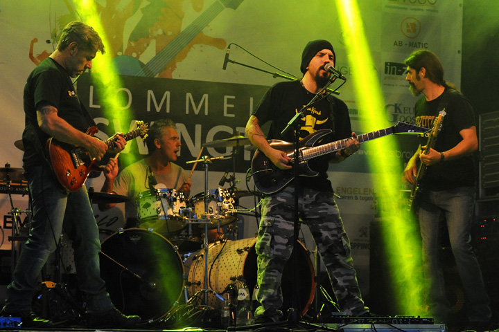 The Apes @ Lommel Swingt, picture 12, photographed by Paul Nouwen - FrontView Magazine