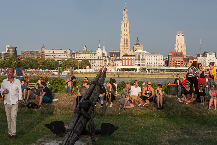Sfeer @ Linkerwoofer, picture 56, photographed by Marc Verdonck - FrontView Magazine