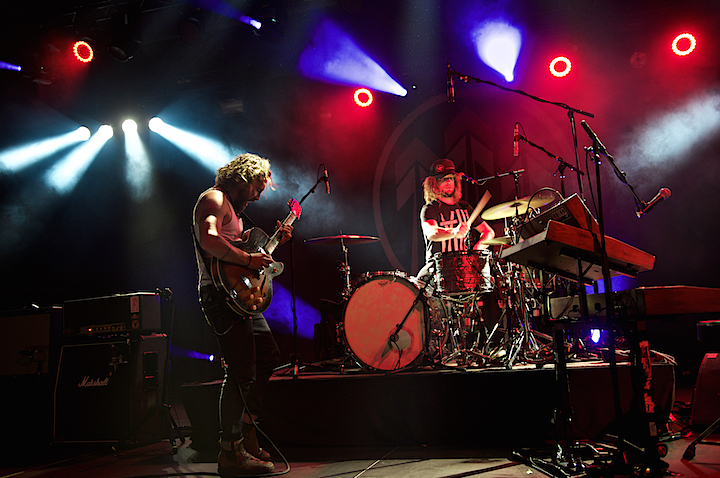 John Butler Trio @ OLT Rivierenhof, picture 1, photographed by James Van Roosbroeck - FrontView Magazine