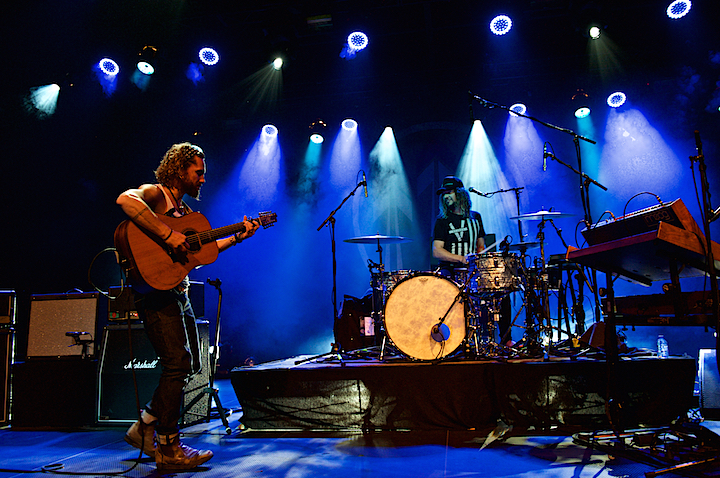 John Butler Trio @ OLT Rivierenhof, picture 15, photographed by James Van Roosbroeck - FrontView Magazine