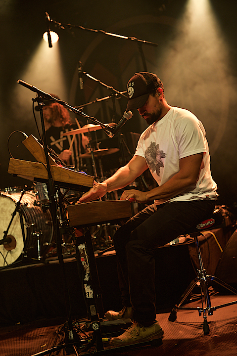 John Butler Trio @ OLT Rivierenhof, picture 27, photographed by James Van Roosbroeck - FrontView Magazine
