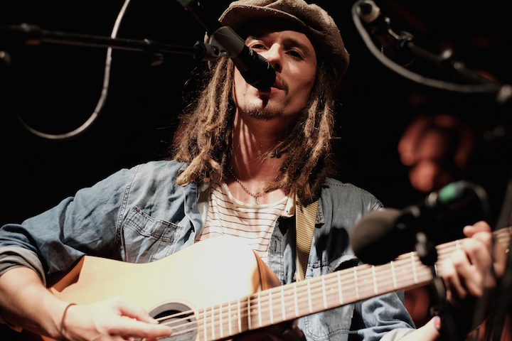JP Cooper Support Act John Butler Trio, picture 7, photographed by James Van Roosbroeck - FrontView Magazine