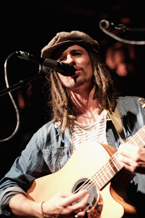 JP Cooper Support Act John Butler Trio, picture 14, photographed by James Van Roosbroeck - FrontView Magazine