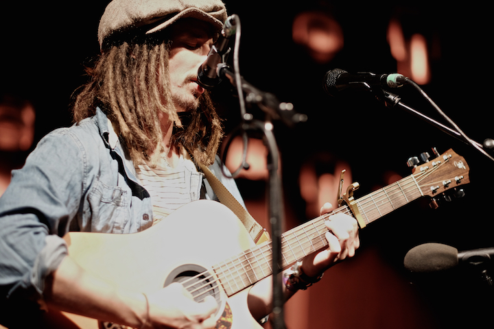 JP Cooper Support Act John Butler Trio, picture 18, photographed by James Van Roosbroeck - FrontView Magazine