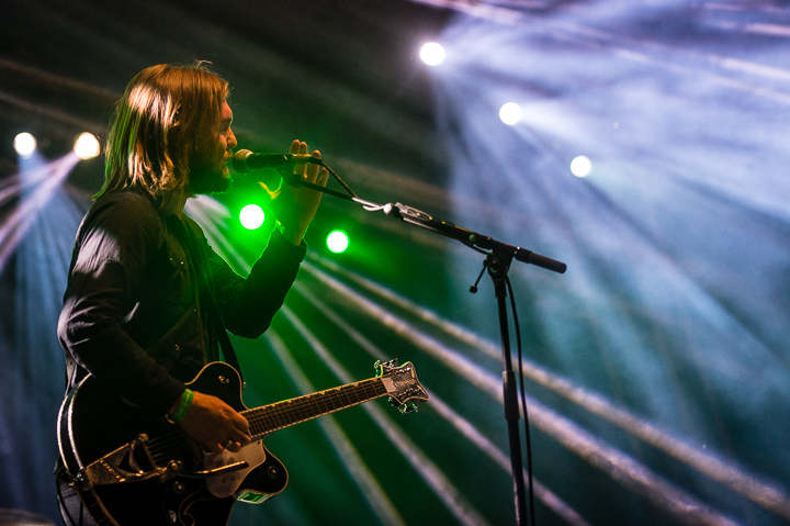 Band of Skulls @ Feest in het Park 2015, picture 4, photographed by Jan van Hecke - FrontView Magazine