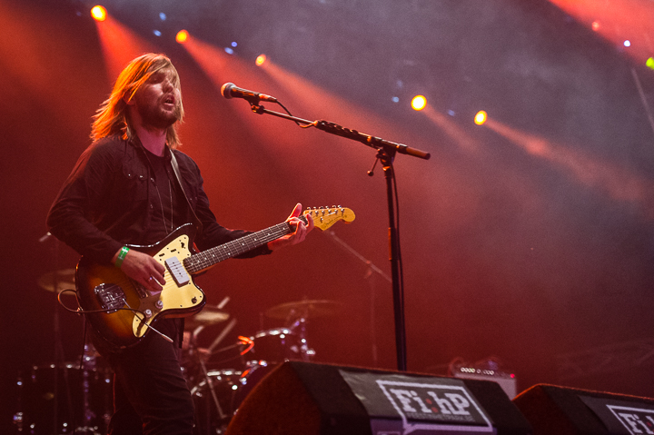 Band of Skulls @ Feest in het Park 2015, picture 8, photographed by Jan van Hecke - FrontView Magazine