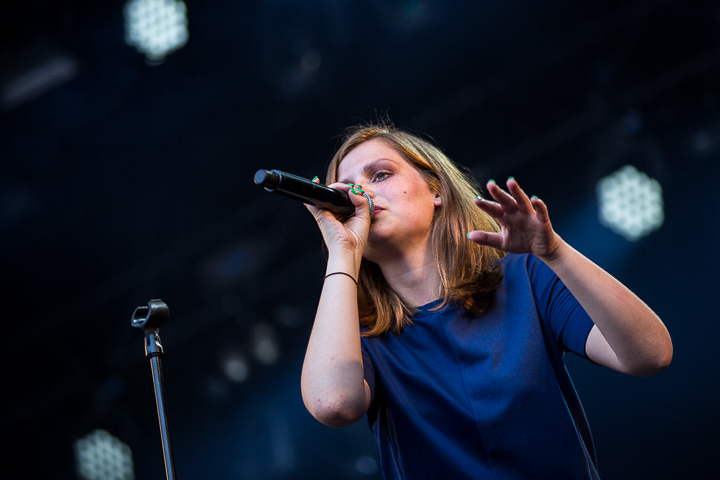 Billie Leyers @ Marktrock Leuven 2015, picture 4, photographed by Kurt Jacobs - FrontView Magazine