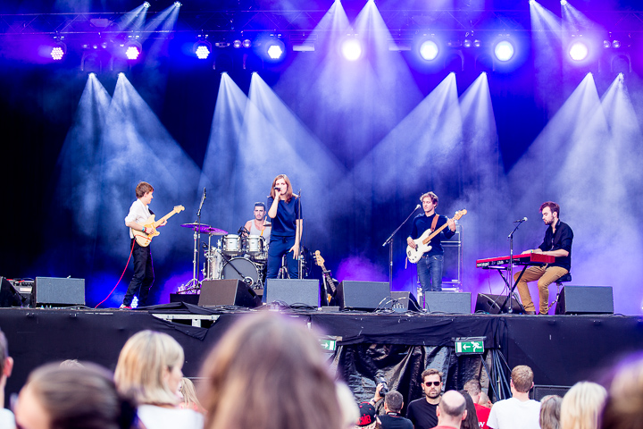 Billie Leyers @ Marktrock Leuven 2015, picture 13, photographed by Kurt Jacobs - FrontView Magazine