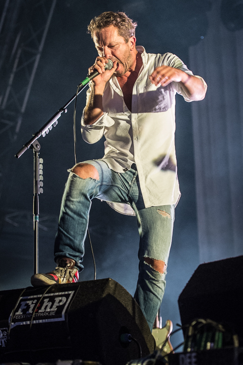 dEUS @ Feest in het Park 2015, picture 15, photographed by Jan van Hecke - FrontView Magazine