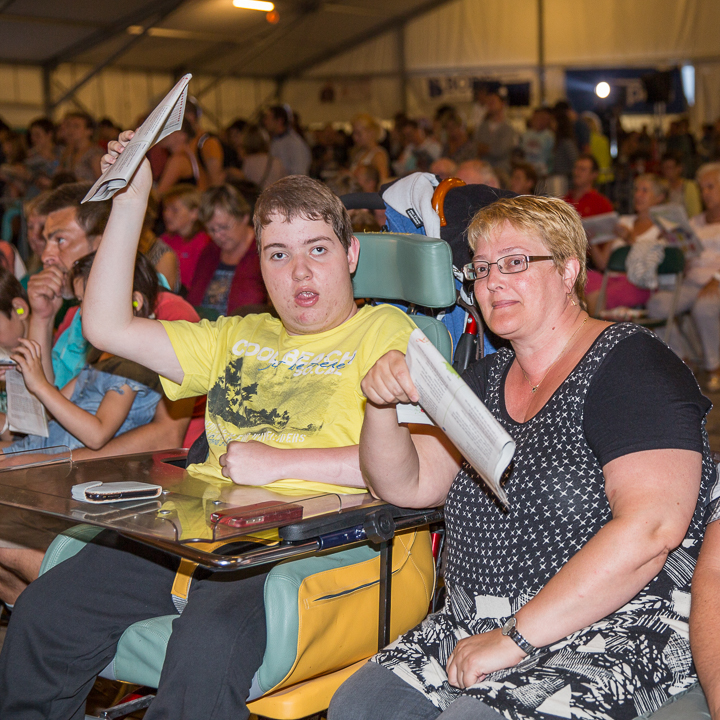 Podium & Sfeer @ Vlaanderen Zingt 2015 in Schoten, picture 25, photographed by Guy Danneels - FrontView Magazine