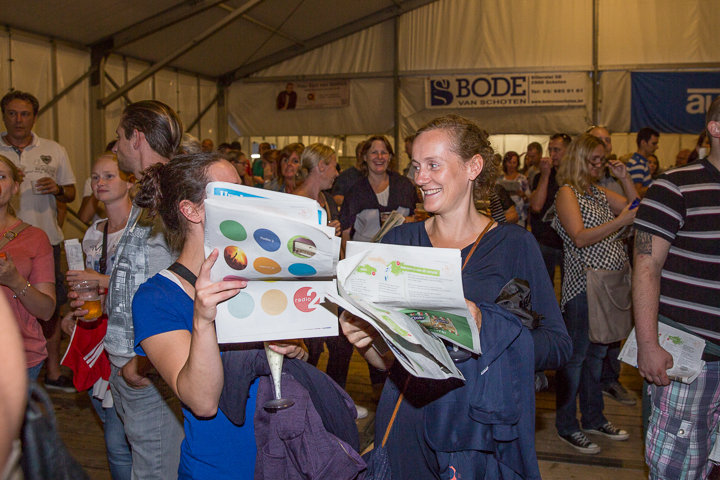 Podium & Sfeer @ Vlaanderen Zingt 2015 in Schoten, picture 34, photographed by Guy Danneels - FrontView Magazine